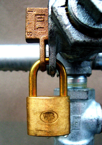 locked steel